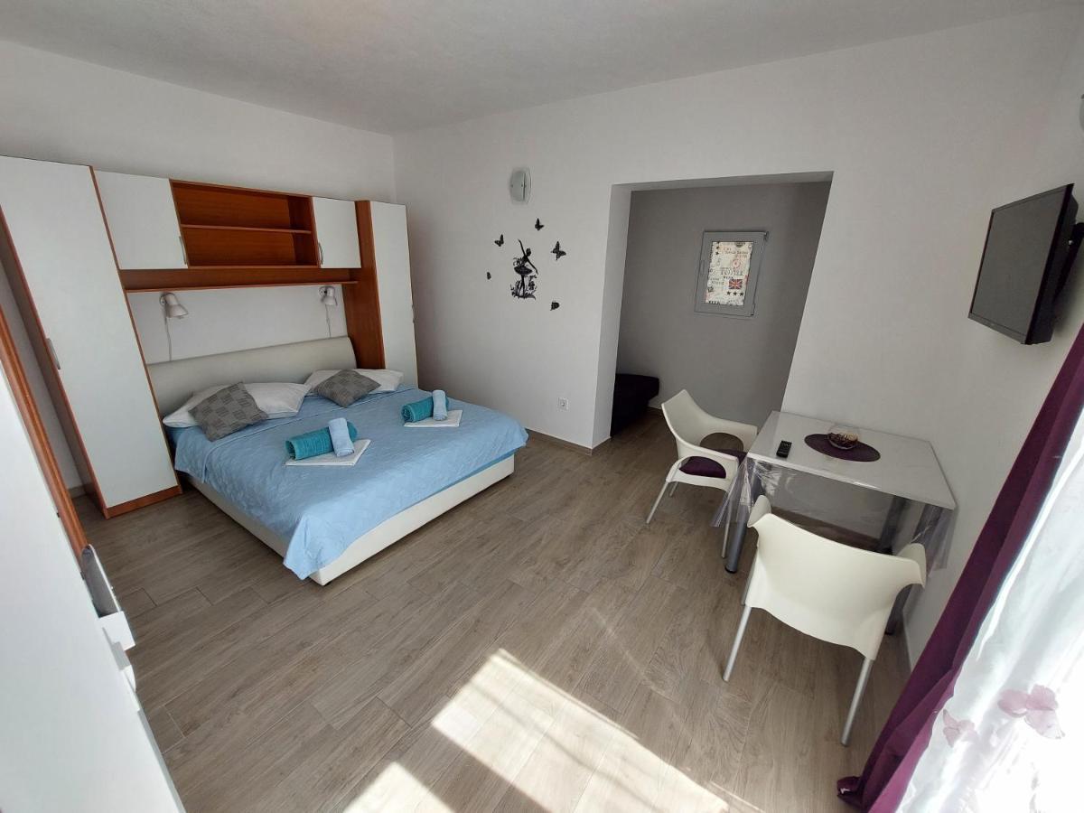 Apartments Matic Baška Voda Eksteriør bilde