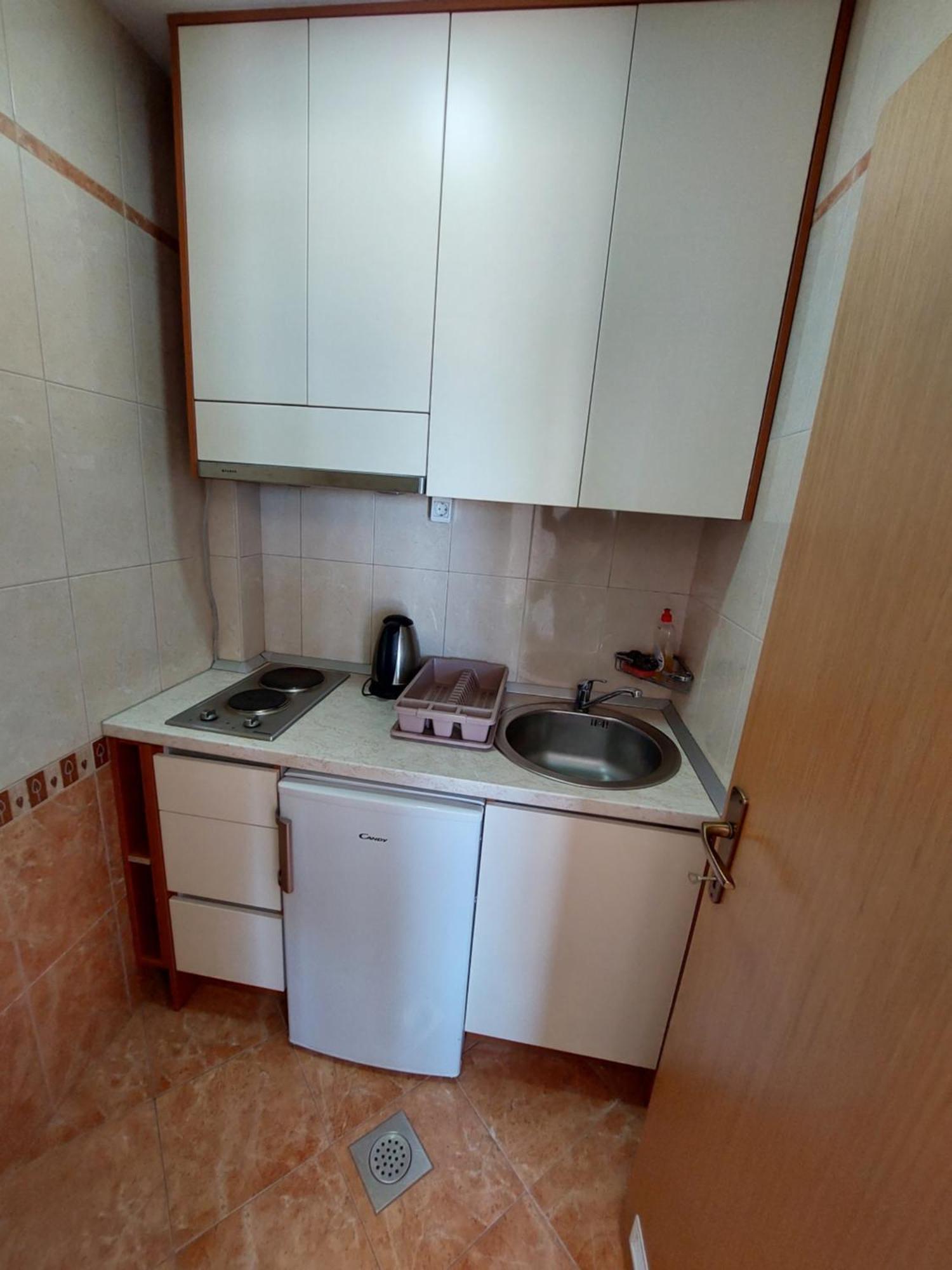 Apartments Matic Baška Voda Rom bilde