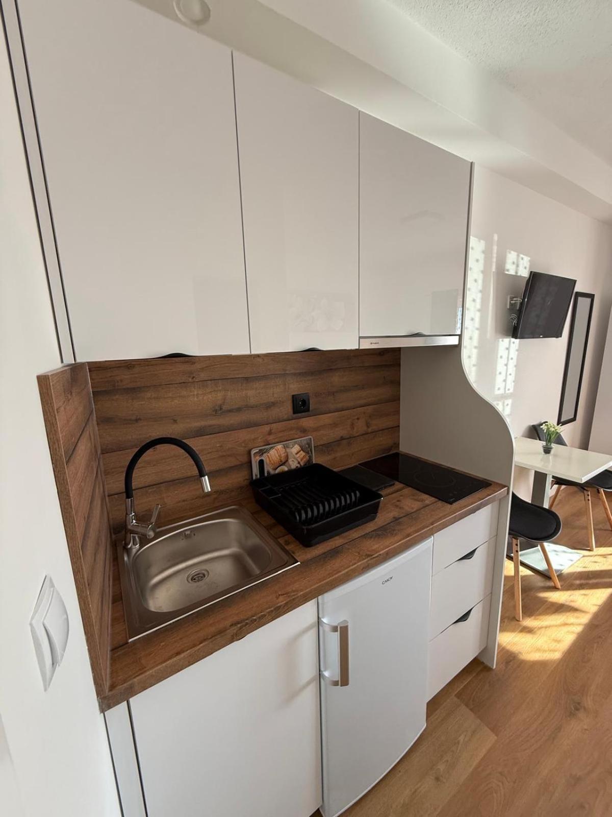 Apartments Matic Baška Voda Eksteriør bilde