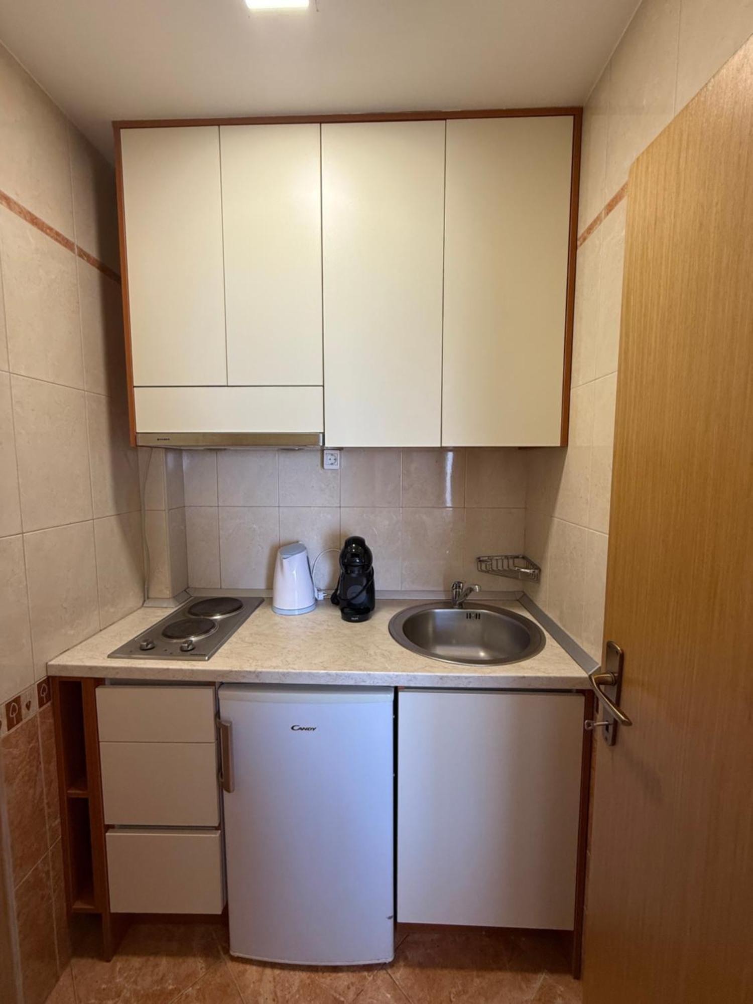 Apartments Matic Baška Voda Rom bilde