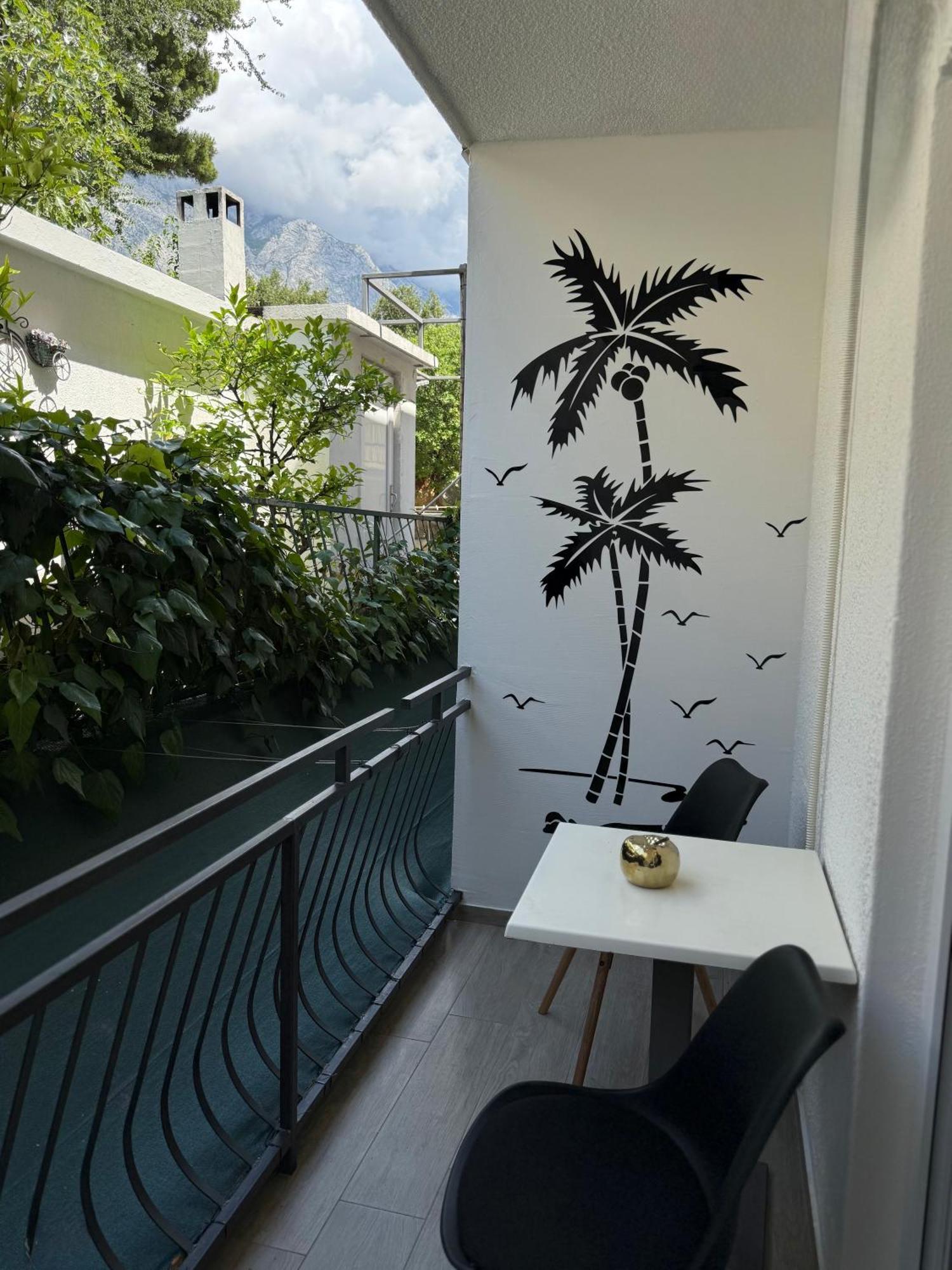 Apartments Matic Baška Voda Rom bilde
